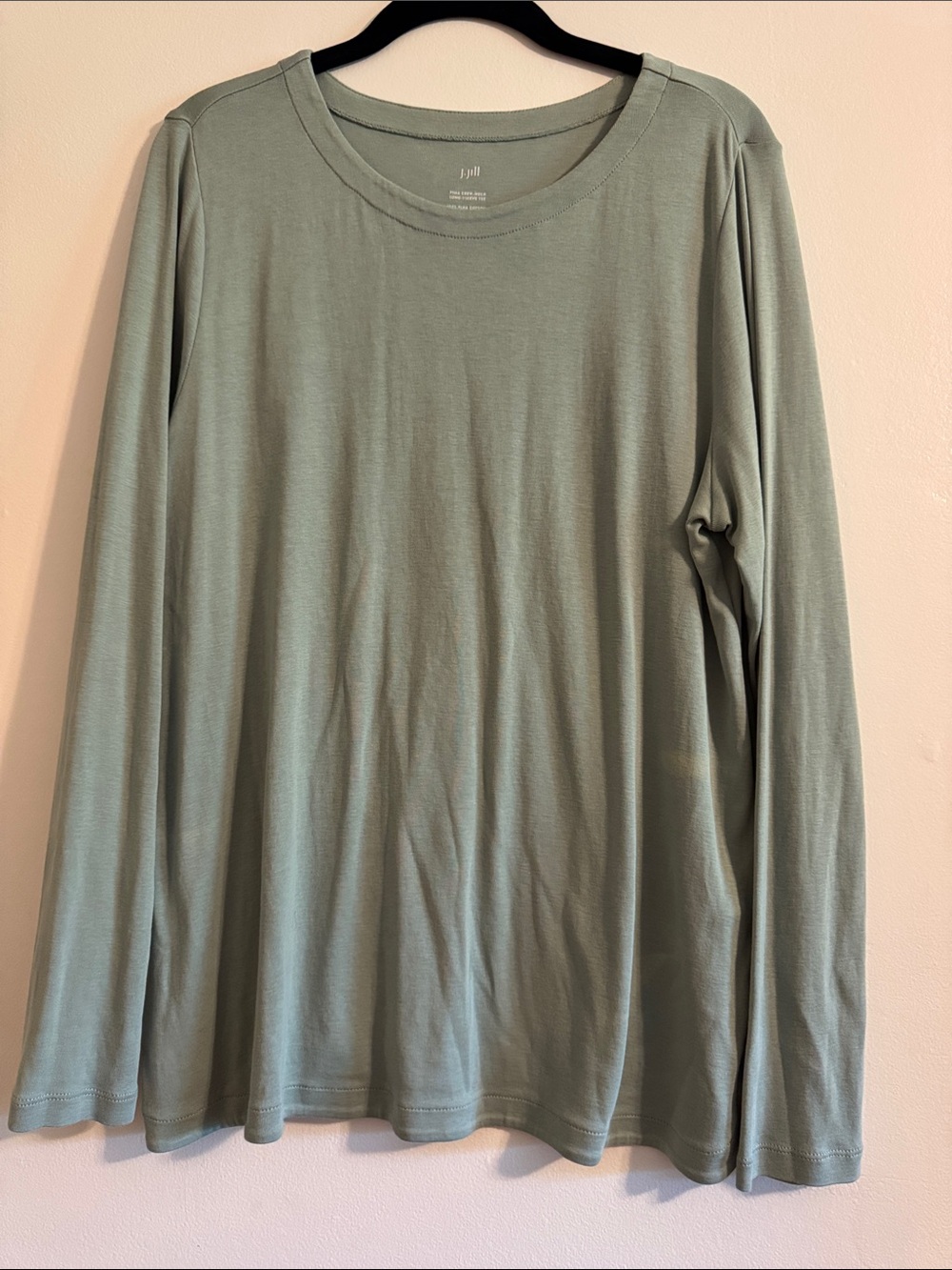 J. Jill Relaxed Long-Sleeve Crewneck Tunic Top in Sage Green